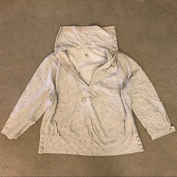 Thursday Friday Anthropologie Grey Sweater - Picture 1 of 8